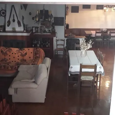 Aurora Villa